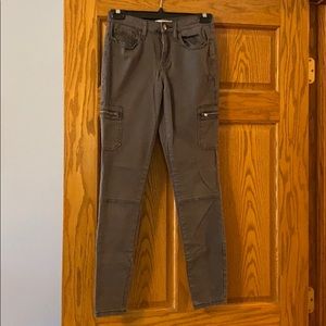 Cute Skinny Jeans/Cargo Pants